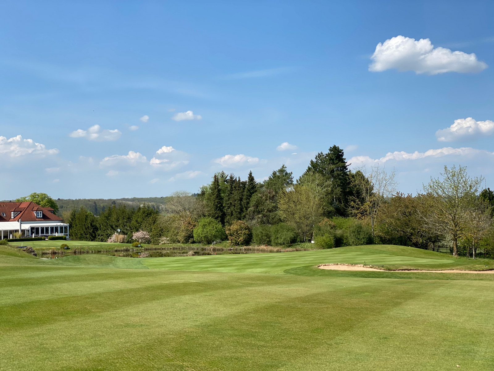 Fairwaydüngung & Empfehlungen für den Rasen zuhause | Golf ...